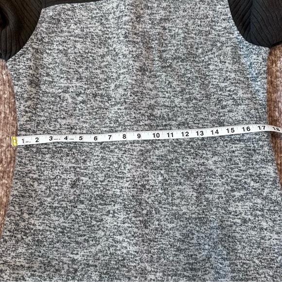 The North Face Women’s Indi Hooded Parka Jacket - Picture 15 of 16